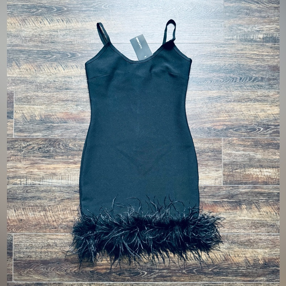 NWT Fashion Nova Yvana Bandage Black Stretch Mini Dress with Feathers XL New - Picture 4 of 7